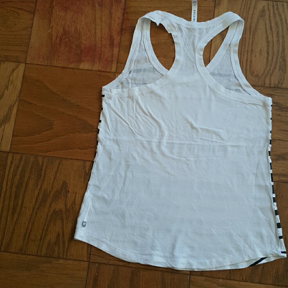 Bundle FABLETICS & ASPIRE Tank Tops Size M - Picture 7 of 7